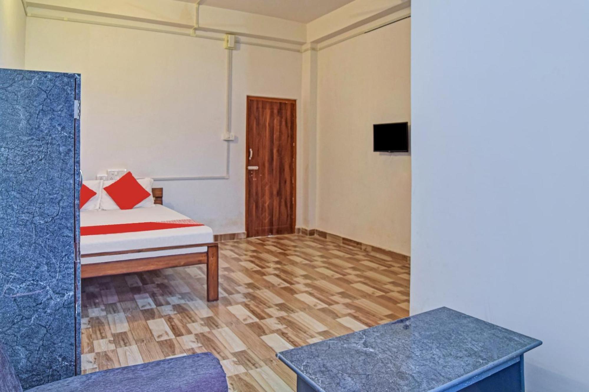 Spot On Jp Guest House Kaharpara Екстер'єр фото